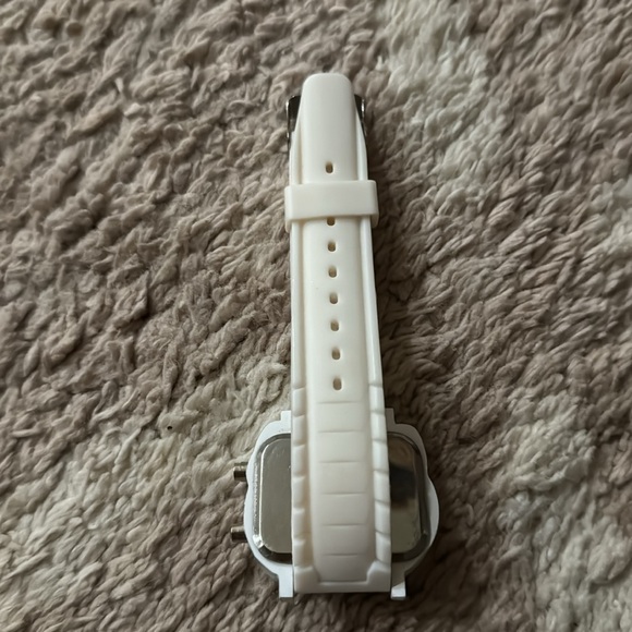 Hello Kitty Watch - Picture 3 of 3